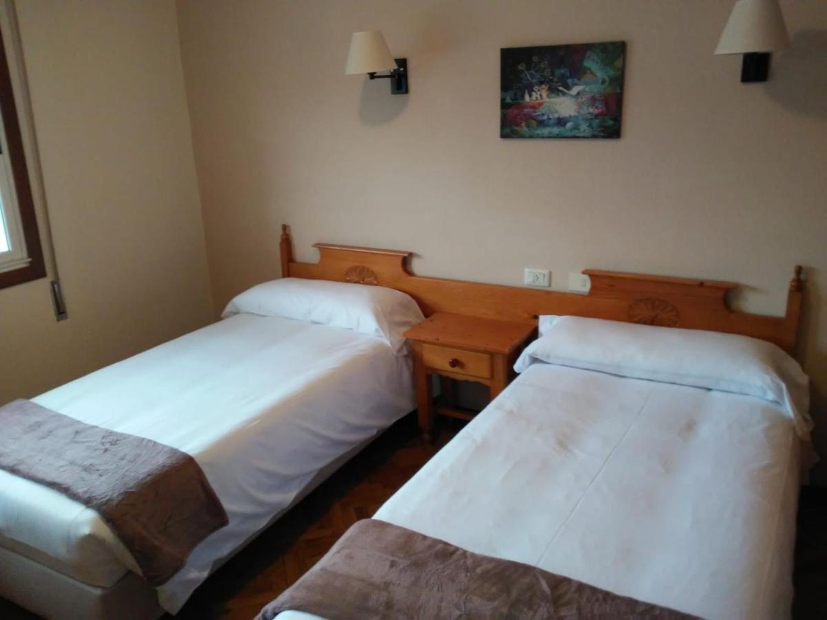 Albergue Hostal Sao Telmo ตุย ภายนอก รูปภาพ