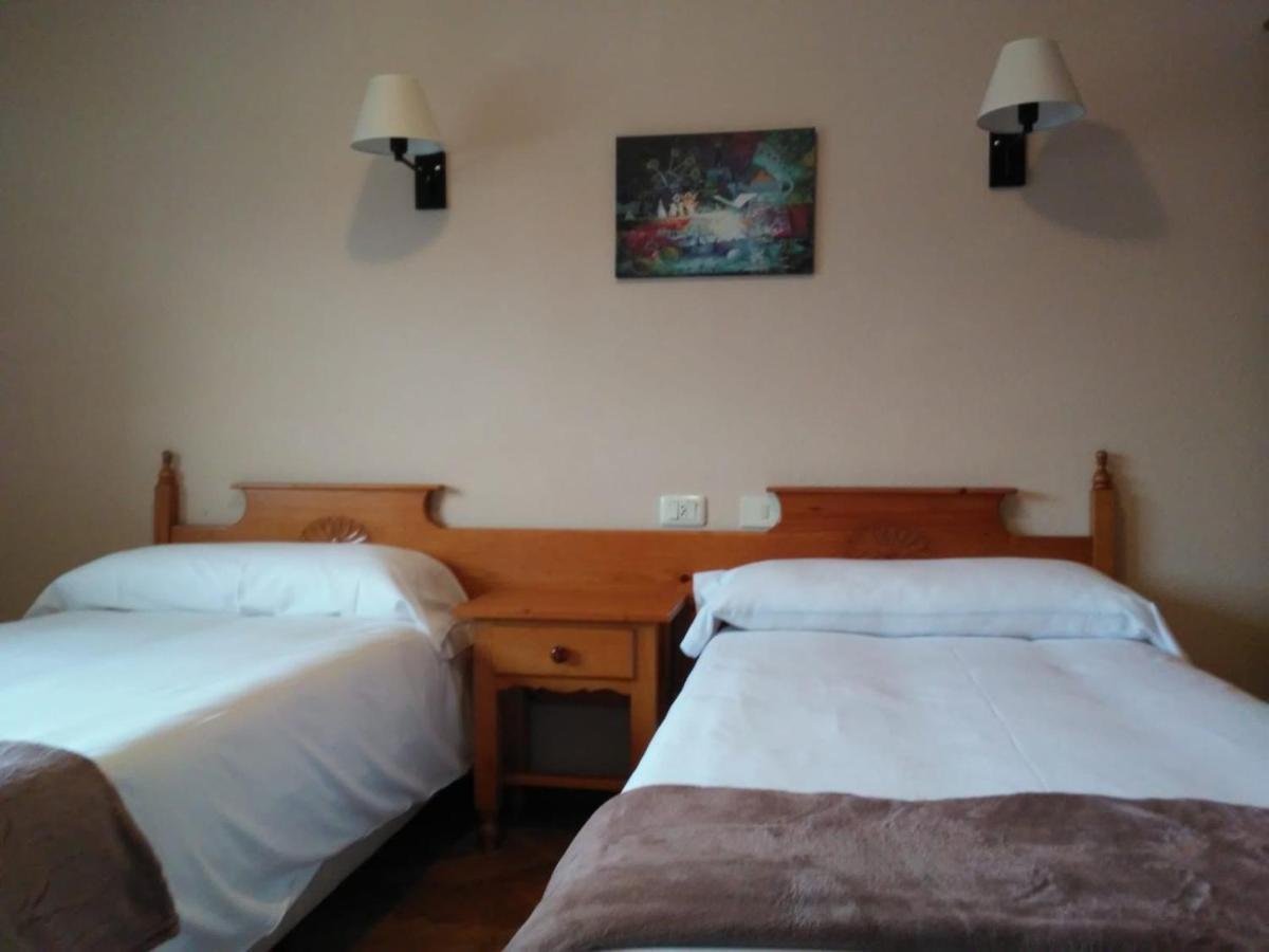 Albergue Hostal Sao Telmo ตุย ภายนอก รูปภาพ