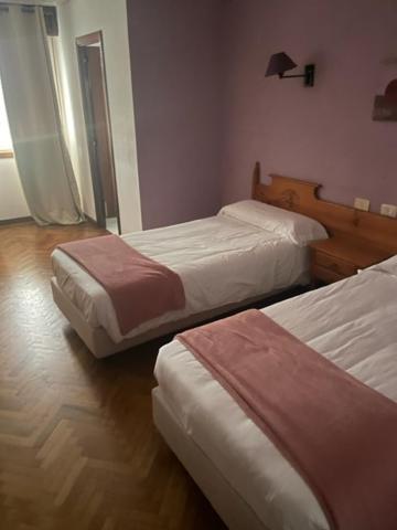 Albergue Hostal Sao Telmo ตุย ภายนอก รูปภาพ