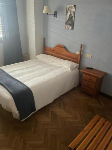 Albergue Hostal Sao Telmo ตุย ภายนอก รูปภาพ