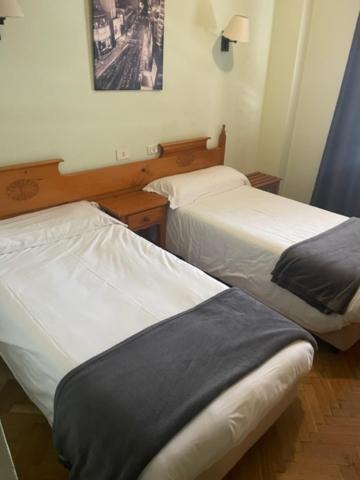 Albergue Hostal Sao Telmo ตุย ภายนอก รูปภาพ
